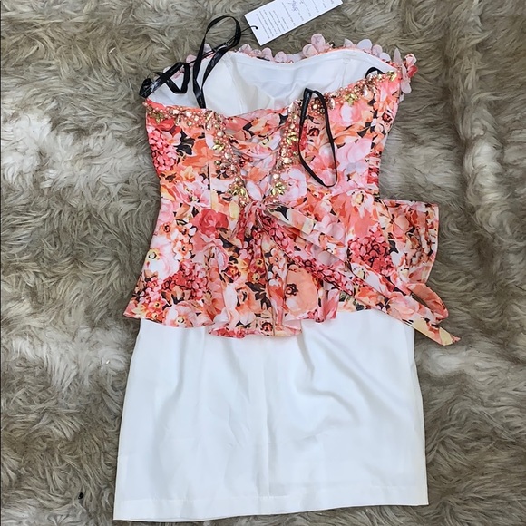 MILANO FORMALS FLORAL COCKTAIL DRESS BNWT - Picture 3 of 7